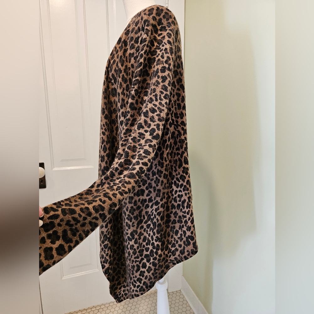 Saks Fifth Avenue Cashmere XL - Picture 4 of 10
